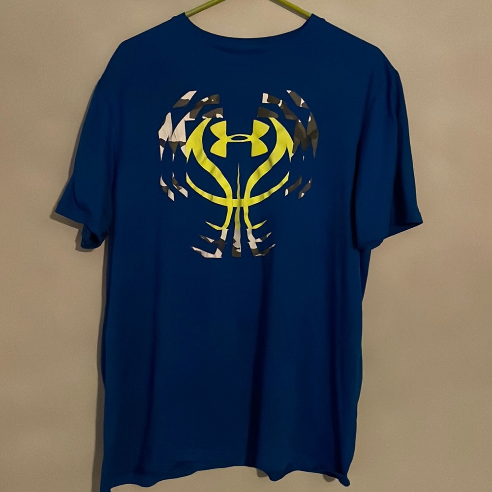 Mens Under Armour Heatgear Tee.